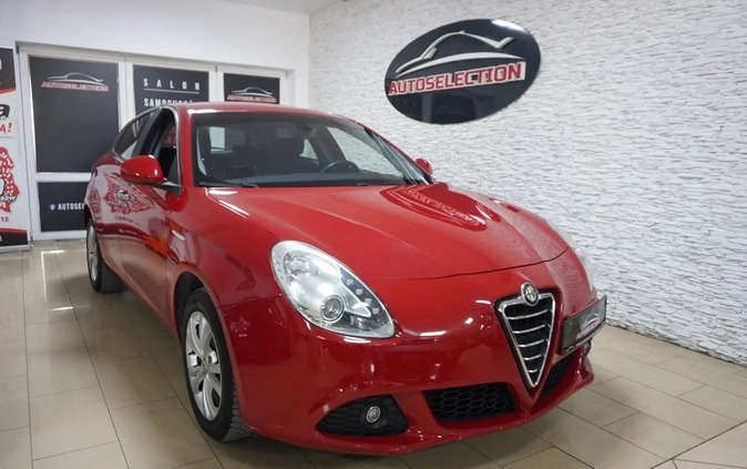 Alfa Romeo Giulietta cena 26900 przebieg: 187259, rok produkcji 2012 z Błonie małe 352